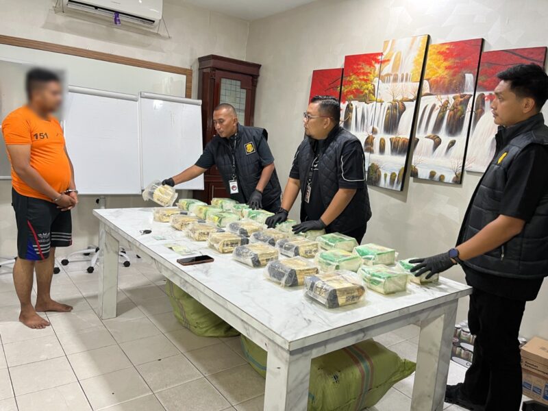 Aksi Kejar-Kejaran, Satresnarkoba Polrestabes Medan Gagalkan Pengiriman Sabu 24.000 gram